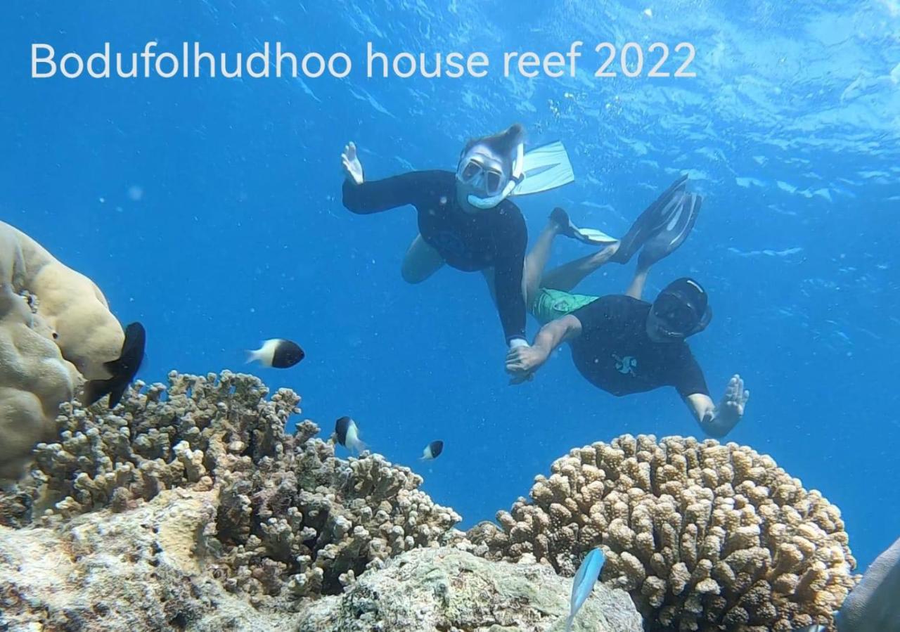 Surfretreat Hotel Bodufolhudhoo Esterno foto