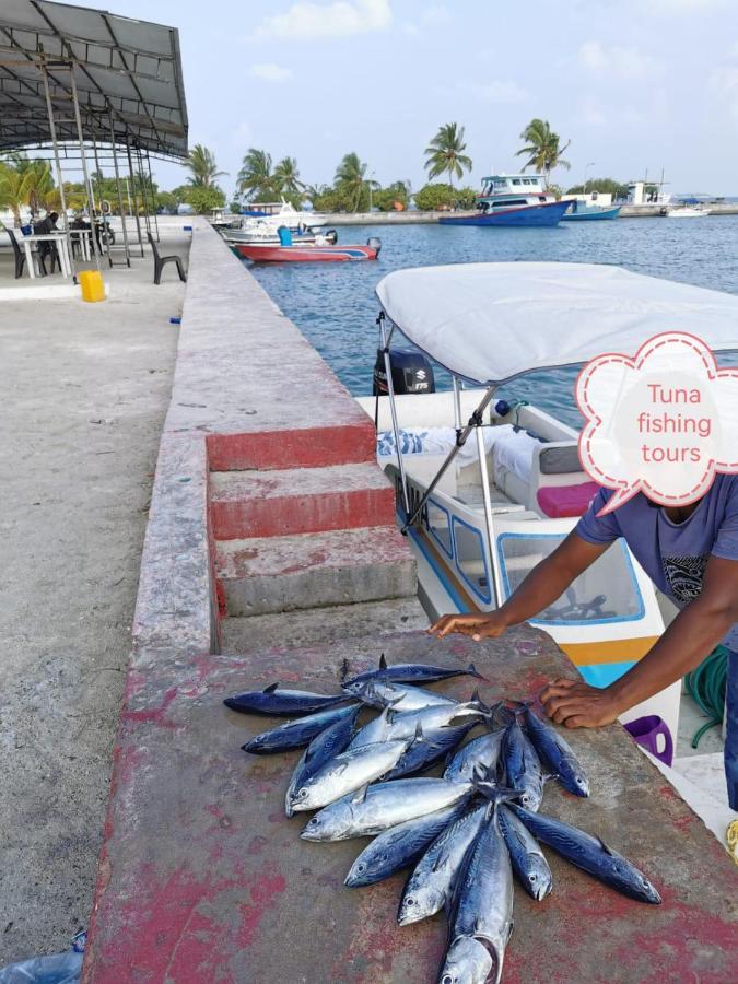 Surfretreat Hotel Bodufolhudhoo Esterno foto