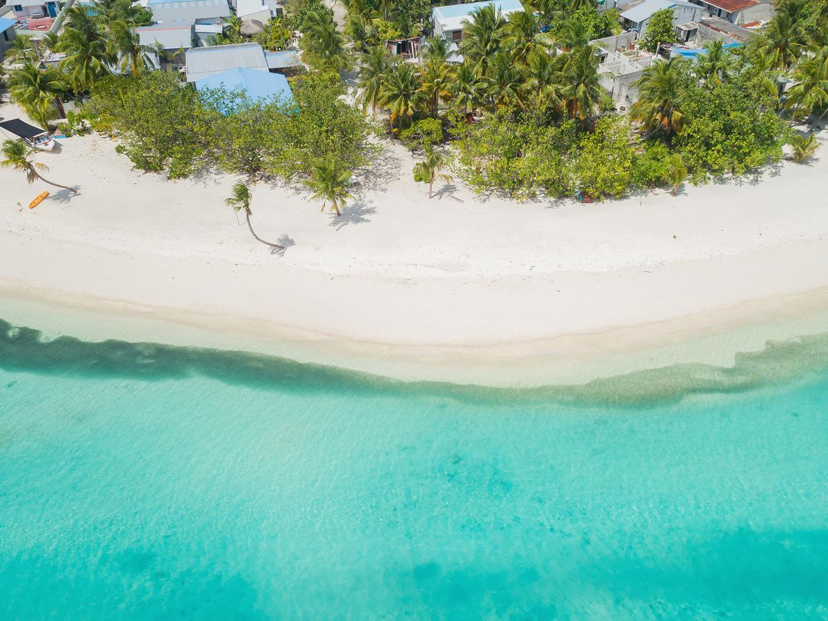 Surfretreat Hotel Bodufolhudhoo Esterno foto