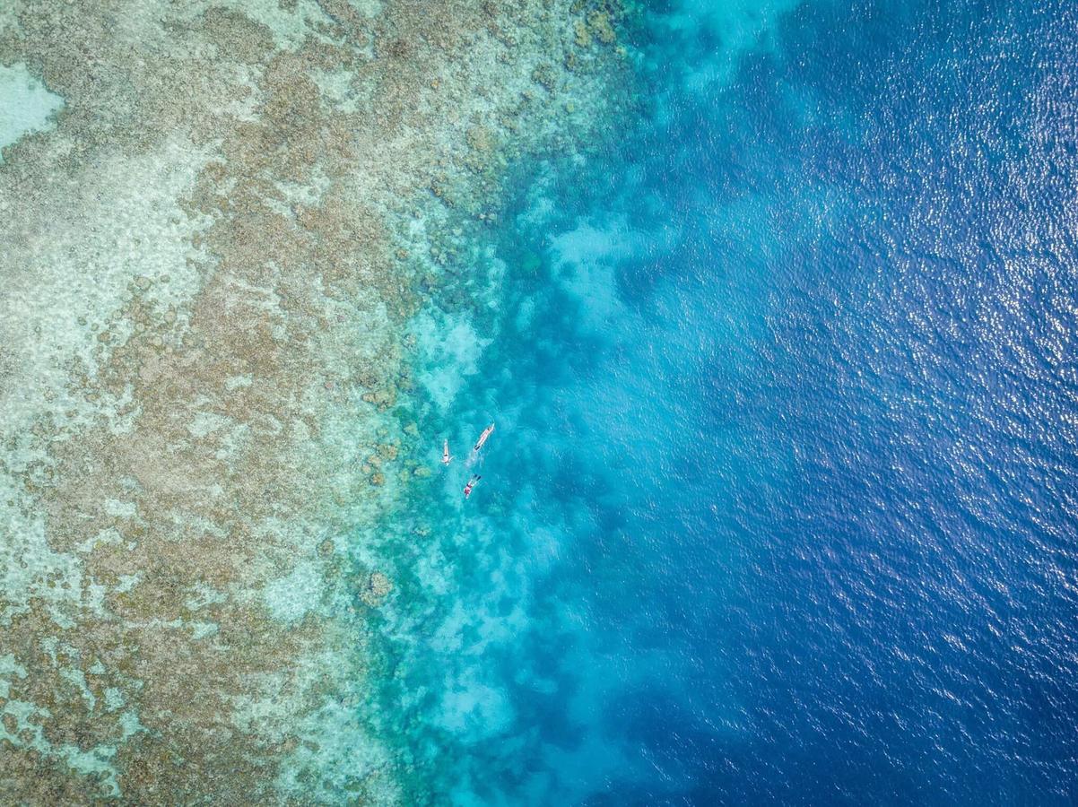 Surfretreat Hotel Bodufolhudhoo Esterno foto