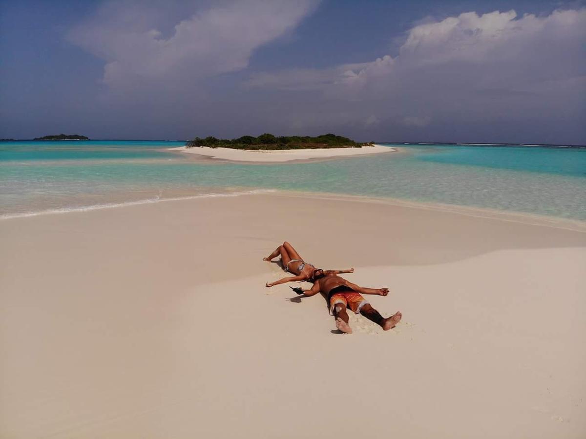 Surfretreat Hotel Bodufolhudhoo Esterno foto