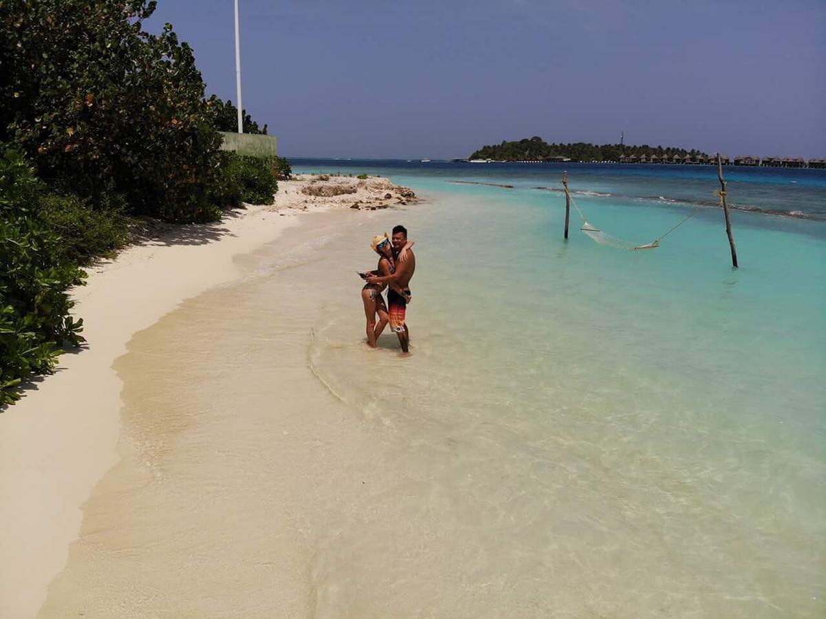 Surfretreat Hotel Bodufolhudhoo Esterno foto
