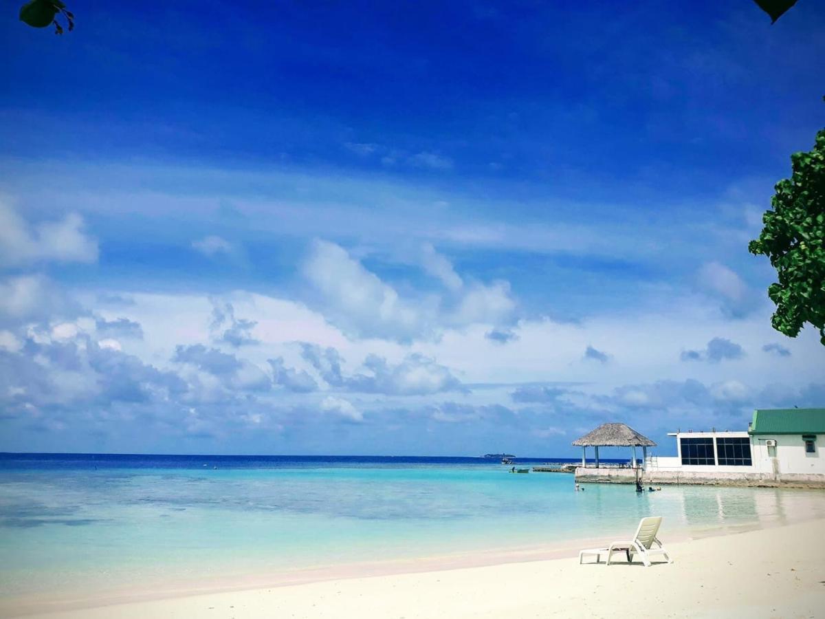 Surfretreat Hotel Bodufolhudhoo Esterno foto